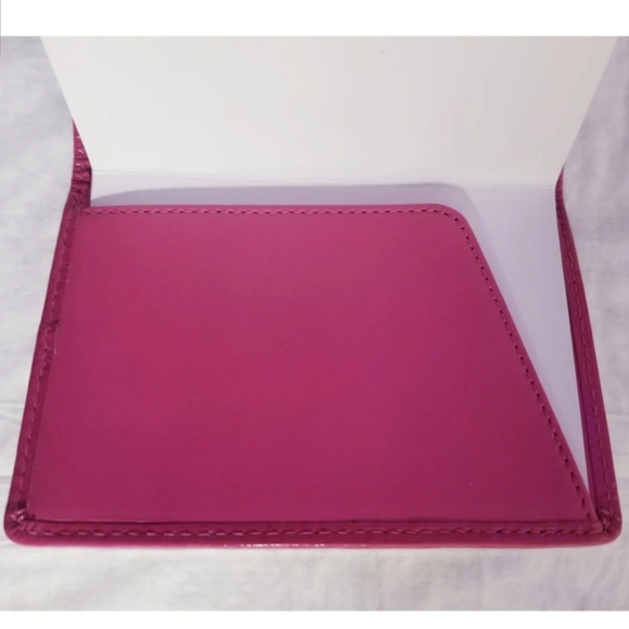 SOLD‼Coach khaki & pink Passport  Wallet - Picture 5 of 5